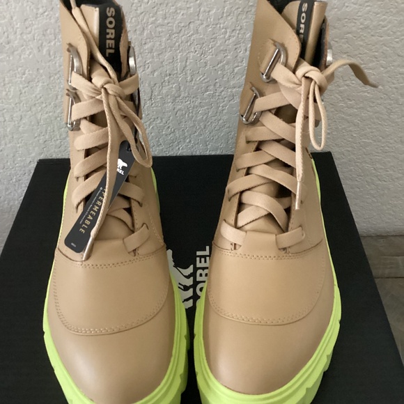 SOREL Caribou X Waterproof Leather Lace-Up Boot (Women) 10M - Picture 7 of 10